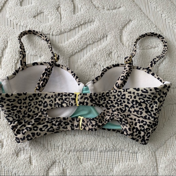Leopard Bikini Top XS - Picture 2 of 5
